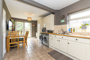 Kitchen- click for photo gallery